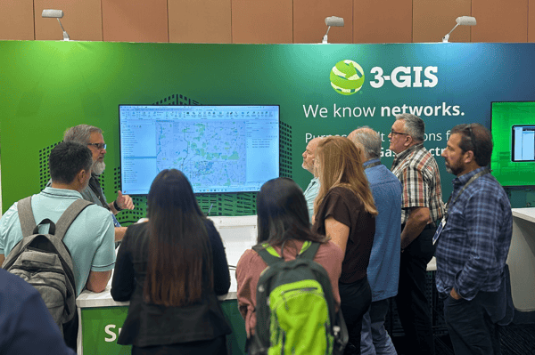 Live demonstration at the 3-GIS booth at Esri IMGIS 2025
